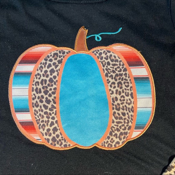 Souther Grace Boutique 4-5y long sleeve with pumpkin and leopard print - Picture 3 of 3